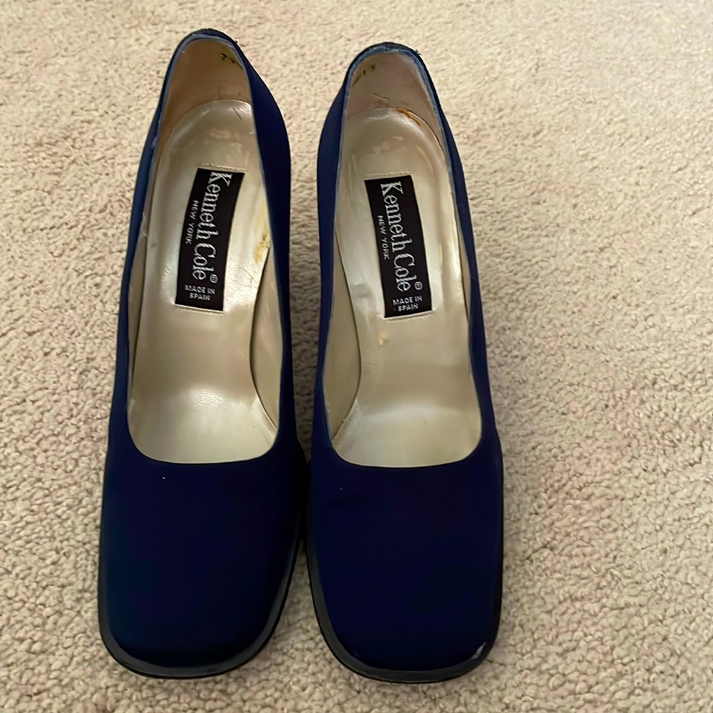 Kenneth Cole square toed pumps